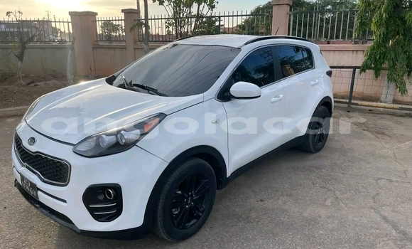 Comprar Usado Kia Sportage Branco Carro em Camacupa em Bie Comprar Usado Kia Sportage Branco Carro em Camacupa em Bie
