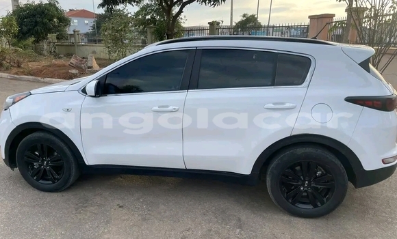 Comprar Usado Kia Sportage Branco Carro em Camacupa em Bie Comprar Usado Kia Sportage Branco Carro em Camacupa em Bie