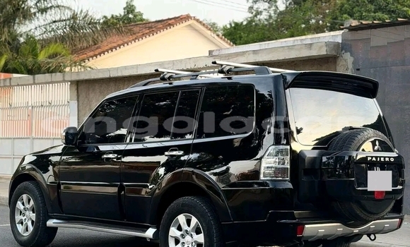 Comprar Usado Mitsubishi Pajero Preto Carro em Catabola em Bie Comprar Usado Mitsubishi Pajero Preto Carro em Catabola em Bie