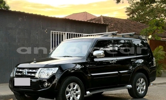 Comprar Usado Mitsubishi Pajero Preto Carro em Catabola em Bie Comprar Usado Mitsubishi Pajero Preto Carro em Catabola em Bie