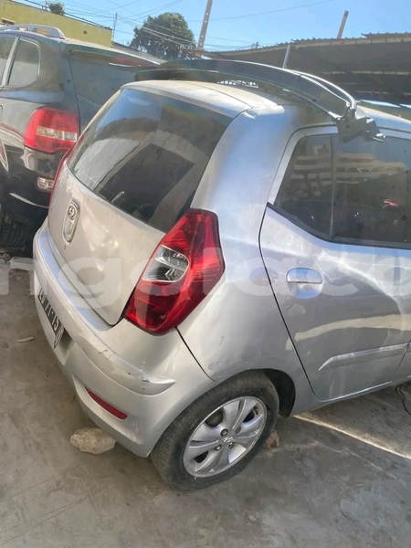 Big with watermark hyundai i10 huila caconda 39783