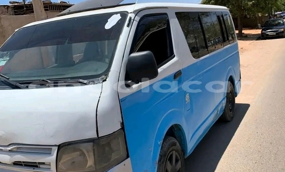 Comprar Usado Toyota Porte Other Carro em Camabatela em Uige Comprar Usado Toyota Porte Other Carro em Camabatela em Uige