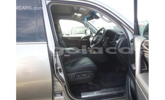 Comprar Importar Lexus LX Outro Carro em Import - Dubai em Bengo Province Comprar Importar Lexus LX Outro Carro em Import - Dubai em Bengo Province