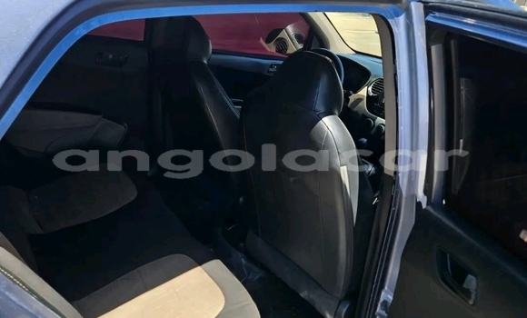 Comprar Usado Hyundai i10 Azul Carro em Camacupa em Bie Comprar Usado Hyundai i10 Azul Carro em Camacupa em Bie