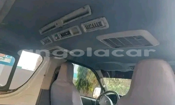 Comprar Usado Toyota Solara Branco Carro em Camabatela em Uige Comprar Usado Toyota Solara Branco Carro em Camabatela em Uige