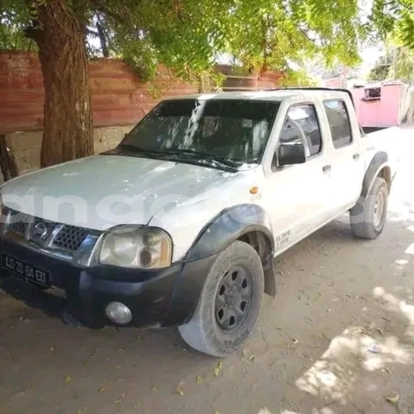 Big with watermark nissan almera benguela lobito 39795