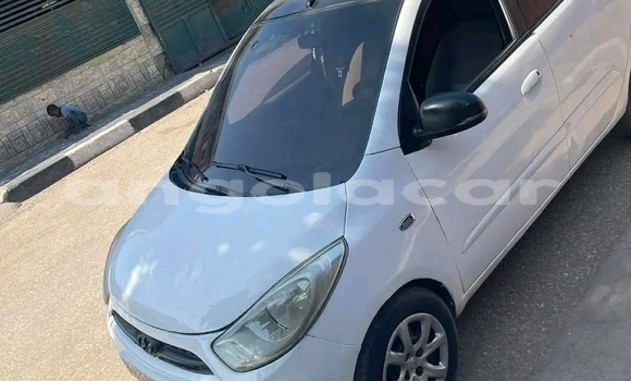 Comprar Usado Hyundai i10 Branco Carro em Catabola em Bie Comprar Usado Hyundai i10 Branco Carro em Catabola em Bie