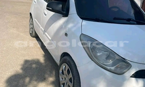 Comprar Usado Hyundai i10 Branco Carro em Catabola em Bie Comprar Usado Hyundai i10 Branco Carro em Catabola em Bie