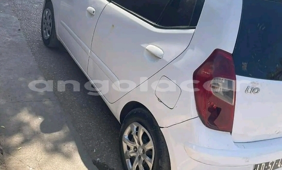 Comprar Usado Hyundai i10 Branco Carro em Catabola em Bie Comprar Usado Hyundai i10 Branco Carro em Catabola em Bie