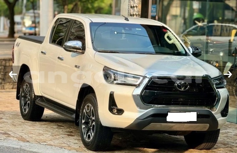 Big with watermark toyota hilux luanda province luanda 39803