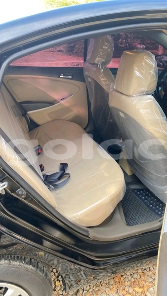 Big with watermark hyundai accent huambo catchiungo 39805