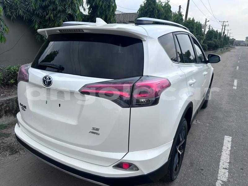 Big with watermark toyota rav4 luanda province luanda 39817
