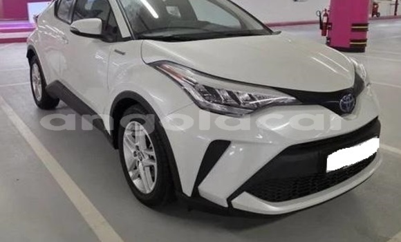 Comprar Usado Toyota C-HR Branco Carro em Luanda em Luanda Province
