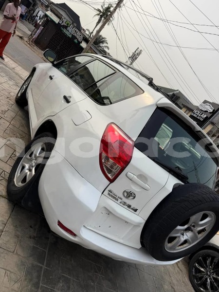 Big with watermark toyota rav4 luanda province luanda 39834