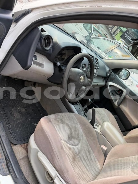 Big with watermark toyota rav4 luanda province luanda 39834