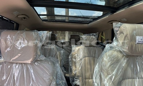 Buy Used Hyundai Santa Fe Other Car in Luanda in Luanda Province Buy Used Hyundai Santa Fe Other Car in Luanda in Luanda Province