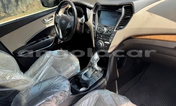 Buy Used Hyundai Santa Fe Other Car in Luanda in Luanda Province Buy Used Hyundai Santa Fe Other Car in Luanda in Luanda Province