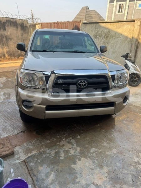 Big with watermark toyota tacoma benguela lobito 39839