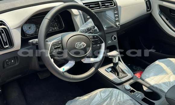 Buy Used Hyundai Creta White Car in Luanda in Luanda Province Buy Used Hyundai Creta White Car in Luanda in Luanda Province