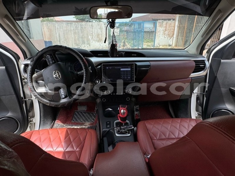 Big with watermark toyota hilux luanda province luanda 39855