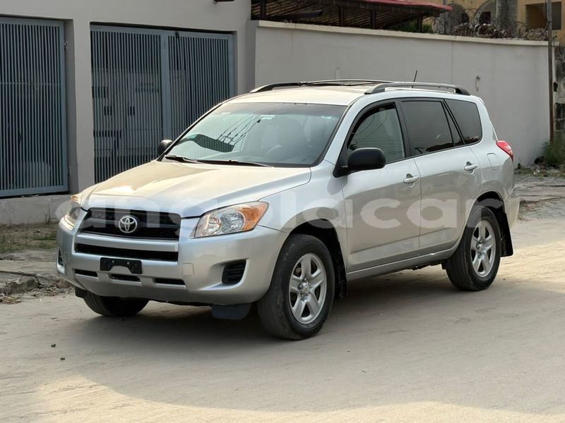 Big with watermark toyota rav4 luanda province luanda 39856