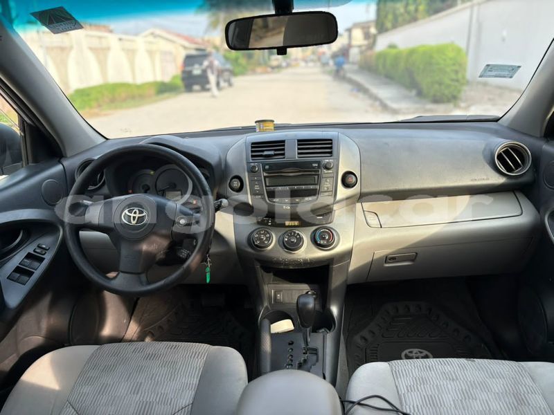 Big with watermark toyota rav4 luanda province luanda 39856