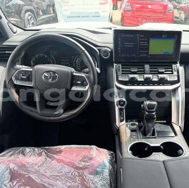 Big with watermark toyota land cruiser luanda province luanda 39874