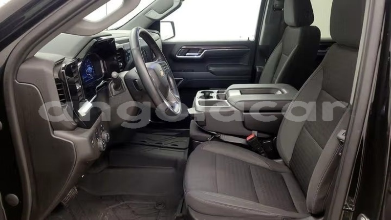 Big with watermark chevrolet silverado luanda province luanda 39895
