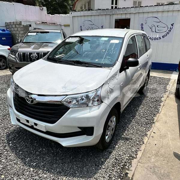 Big with watermark toyota avanza luanda province luanda 39911