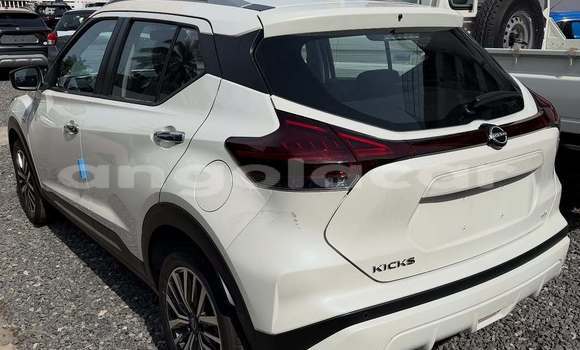 Acheter Occasion Voiture Nissan Kix Blanc à Luanda, Province de Luanda Acheter Occasion Voiture Nissan Kix Blanc à Luanda, Province de Luanda