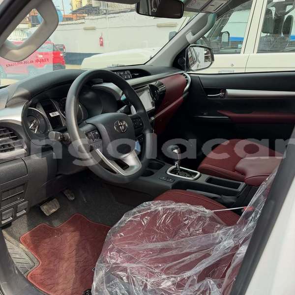Big with watermark toyota hilux luanda province luanda 39935