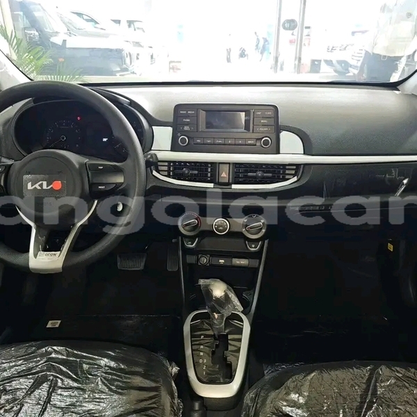 Big with watermark kia picanto luanda province luanda 39943