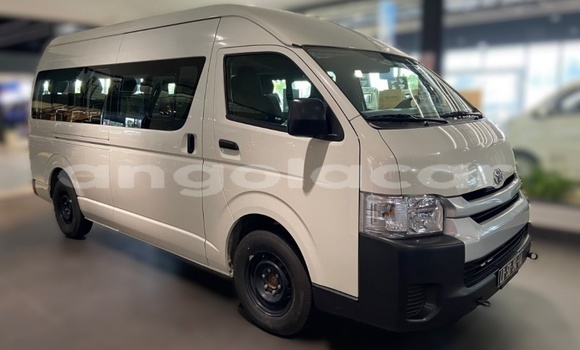 Comprar Usado Toyota Hiace Branco Carro em Luanda em Luanda Province Comprar Usado Toyota Hiace Branco Carro em Luanda em Luanda Province
