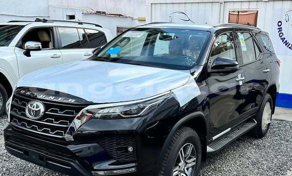 Comprar Usado Toyota Fortuner Preto Carro em Luanda em Luanda Province Comprar Usado Toyota Fortuner Preto Carro em Luanda em Luanda Province