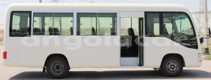 Big with watermark toyota coaster luanda province luanda 39970