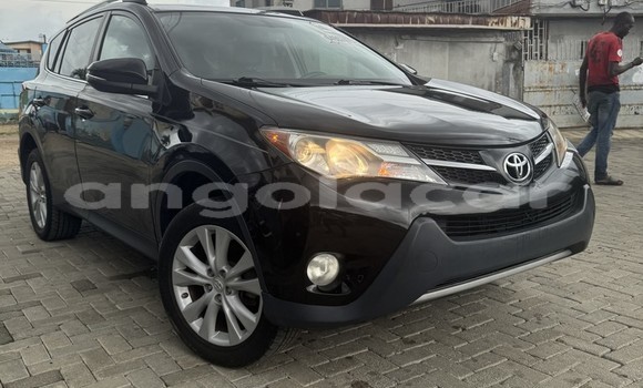 Comprar Usado Toyota RAV4 Outro Carro em Lobito em Benguela