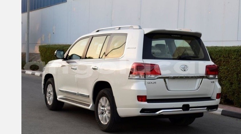 Big with watermark toyota land cruiser luanda province luanda 39978