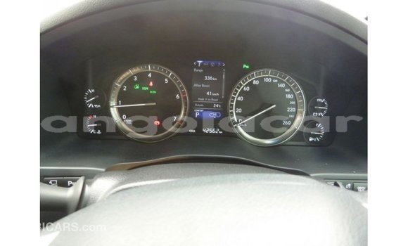 Comprar Importar Lexus LX Branco Carro em Import - Dubai em Bengo Province Comprar Importar Lexus LX Branco Carro em Import - Dubai em Bengo Province