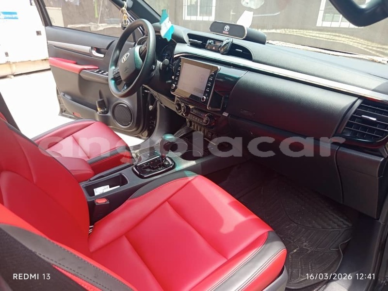 Big with watermark toyota hilux luanda province luanda 39987