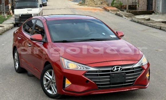 Acheter Occasion Voiture Hyundai Elantra Rouge à Luanda, Province de Luanda Acheter Occasion Voiture Hyundai Elantra Rouge à Luanda, Province de Luanda