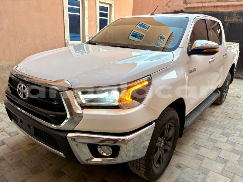 Big with watermark toyota hilux luanda province luanda 39997