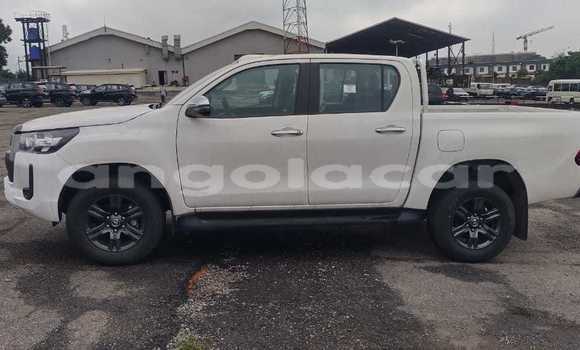 Comprar Usado Toyota Hilux Branco Carro em Luanda em Luanda Province Comprar Usado Toyota Hilux Branco Carro em Luanda em Luanda Province