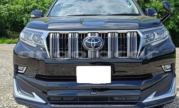 Comprar Usado Toyota Land Cruiser Prado Preto Carro em Luanda em Luanda Province