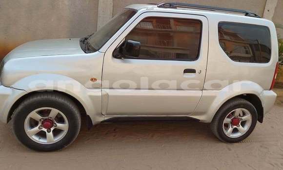 Comprar Usado Suzuki Jimny Outro Carro em Luanda em Luanda Province Comprar Usado Suzuki Jimny Outro Carro em Luanda em Luanda Province