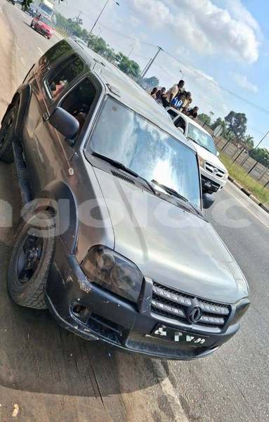 Big with watermark nissan fairlady z luanda province luanda 40020