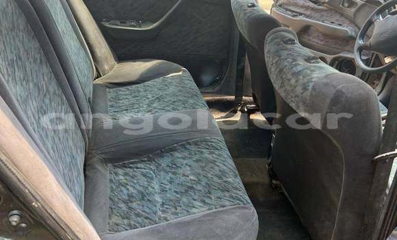 Comprar Usado Toyota Carina Preto Carro em Kuito em Província do Bié Comprar Usado Toyota Carina Preto Carro em Kuito em Província do Bié