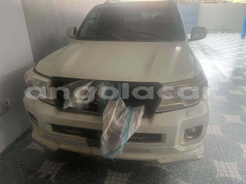 Big with watermark toyota land cruiser luanda province luanda 40024