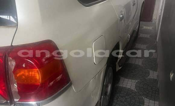 Comprar Usado Toyota Land Cruiser Branco Carro em Luanda em Luanda Province Comprar Usado Toyota Land Cruiser Branco Carro em Luanda em Luanda Province