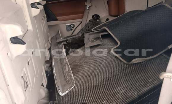 Comprar Usado Toyota Land Cruiser Branco Carro em Luanda em Luanda Province Comprar Usado Toyota Land Cruiser Branco Carro em Luanda em Luanda Province