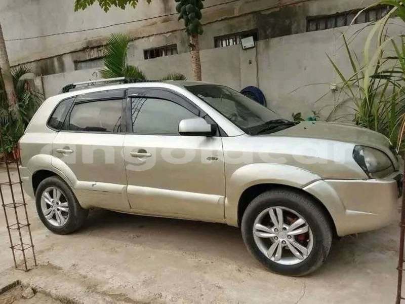 Big with watermark hyundai tucson luanda province luanda 40028
